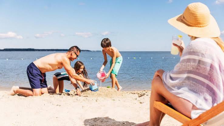 Best Free Things to Do with Kids on Vacation